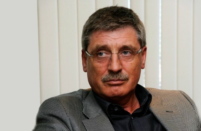 Сашо Дончев за разума, почтеността и справедливостта в икономиката, политиката и обществото